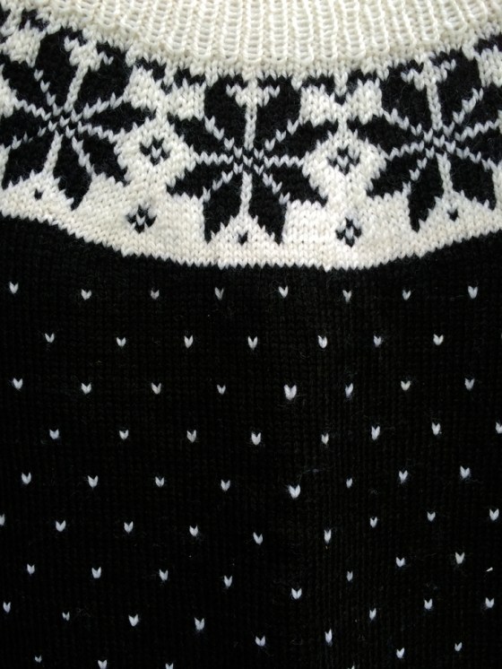jumper detail